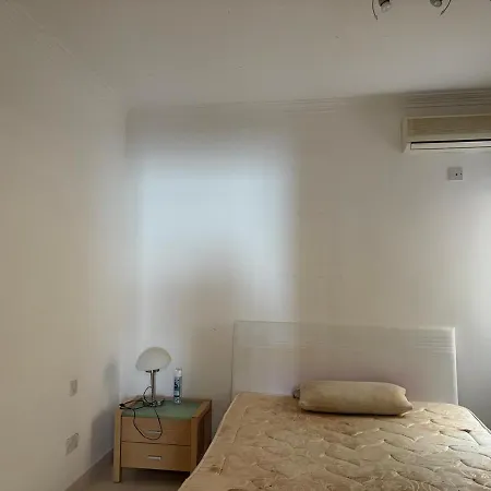 Spacious 3 Bedroom With Garden View In Paceville Lägenhet St. Julian's
